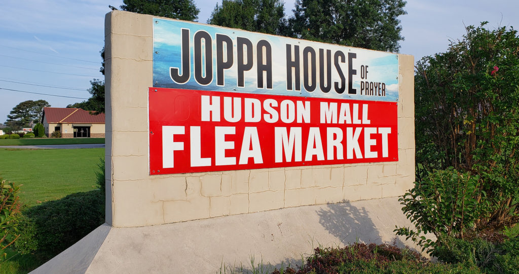Hudson Flea Market Sign Raptor Wrap & Sign